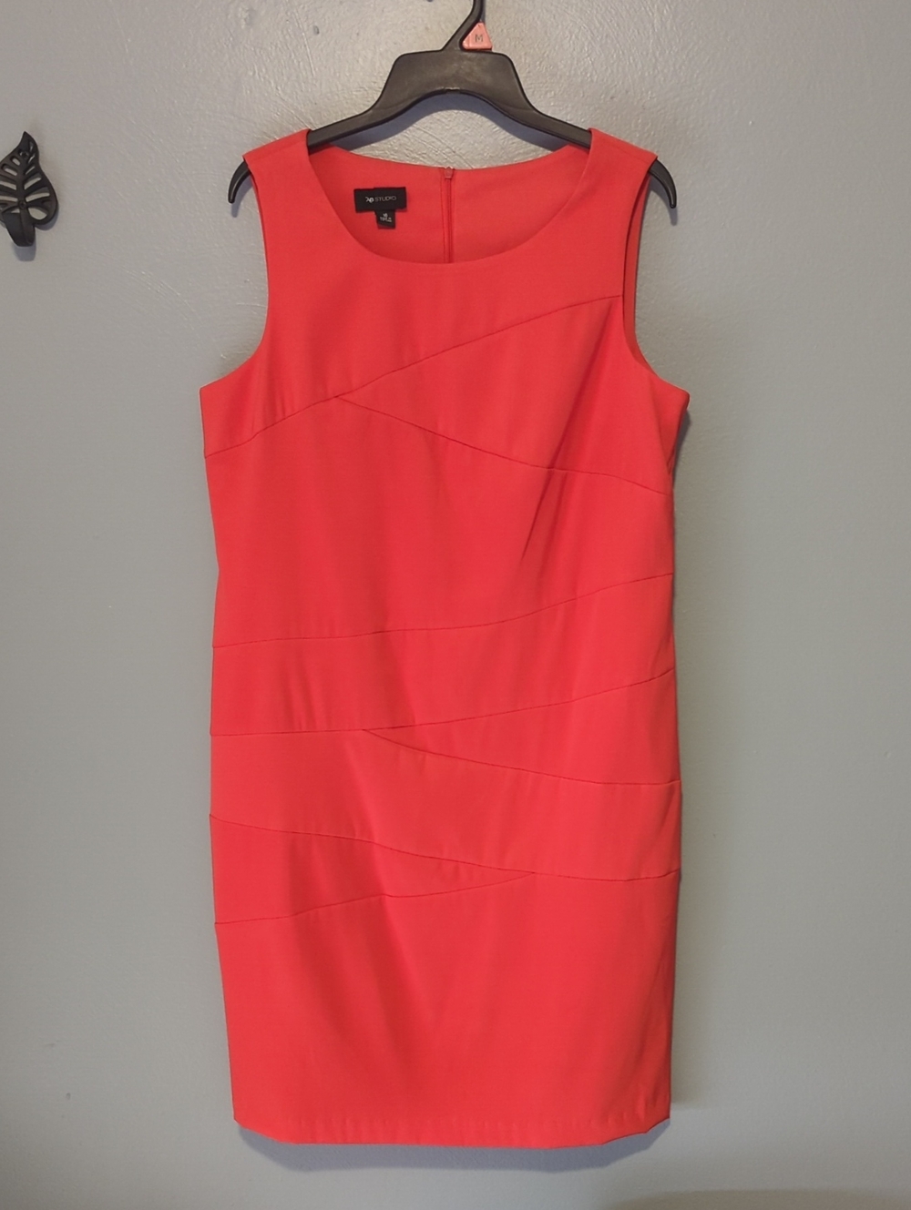 AB Studio Summer Coral Sleeveless Sheath Dress with Embroidered Seams Details 16